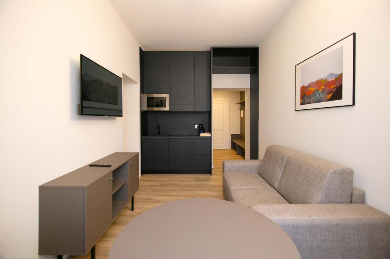 Palazzo Bellocchi - Suites & Apartments Brindisi Zewnętrze zdjęcie
