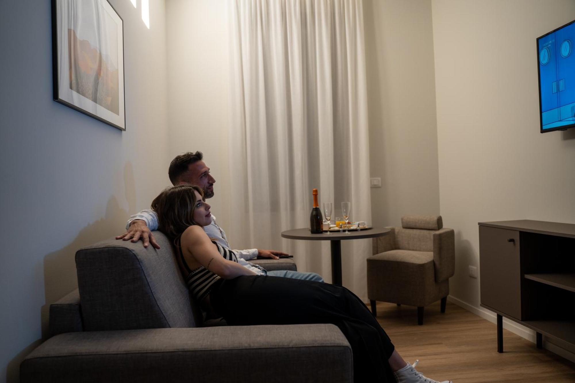 Palazzo Bellocchi - Suites & Apartments Brindisi Pokój zdjęcie